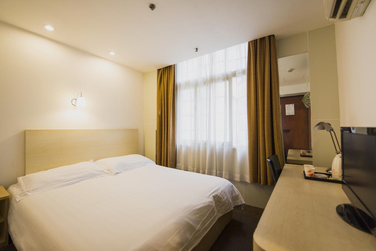 Motel Shanghai Sinan Road Екстер'єр фото