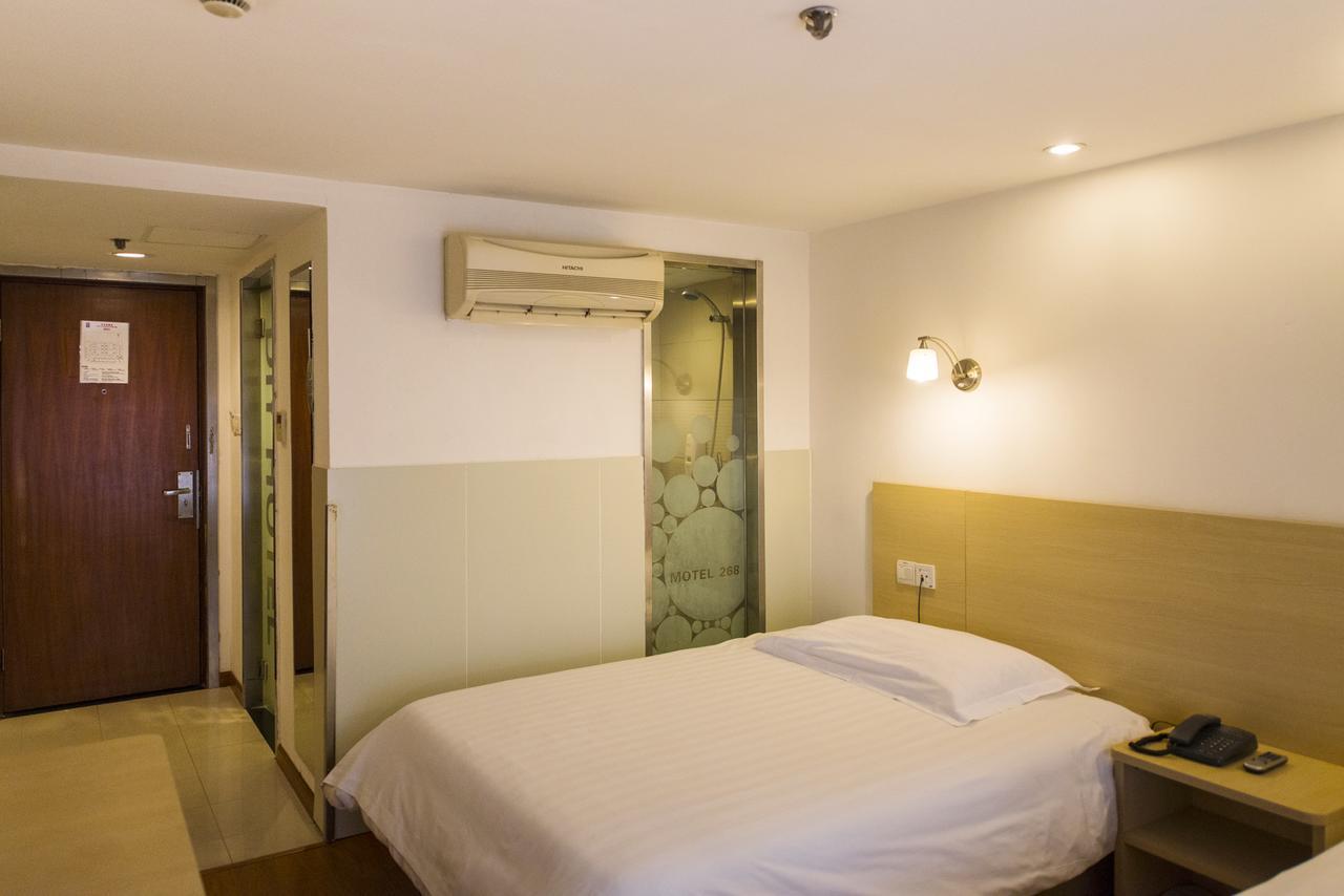Motel Shanghai Sinan Road Екстер'єр фото