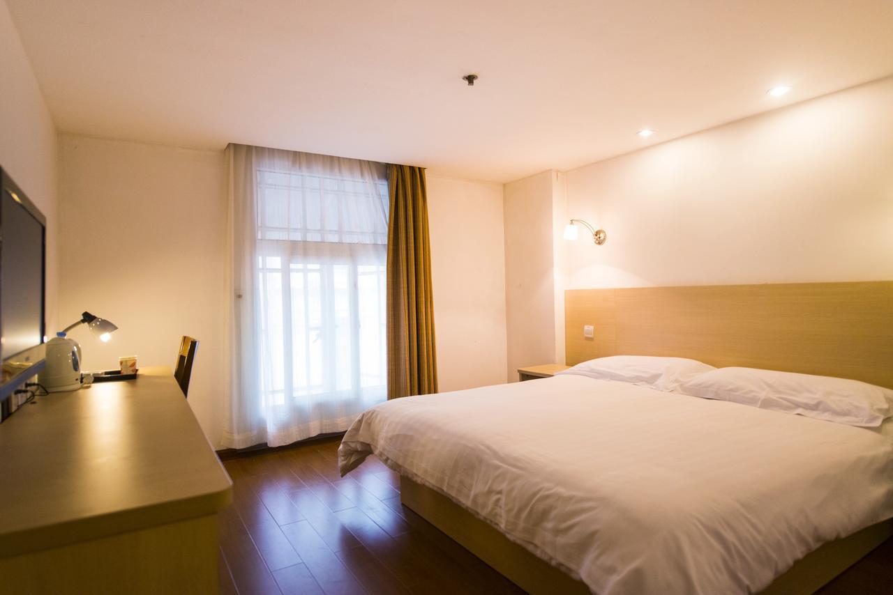 Motel Shanghai Sinan Road Екстер'єр фото