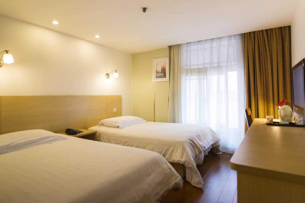 Motel Shanghai Sinan Road Екстер'єр фото