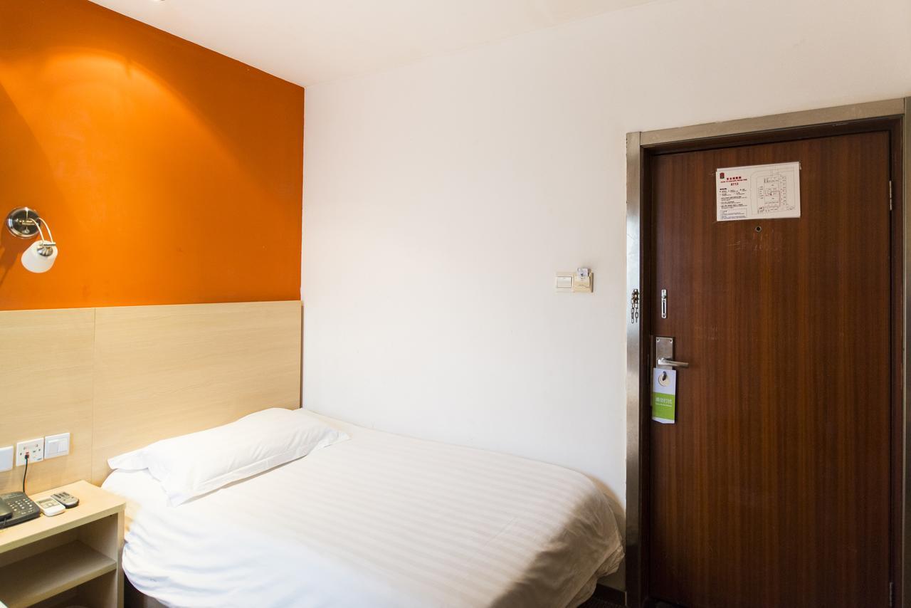Motel Shanghai Sinan Road Екстер'єр фото