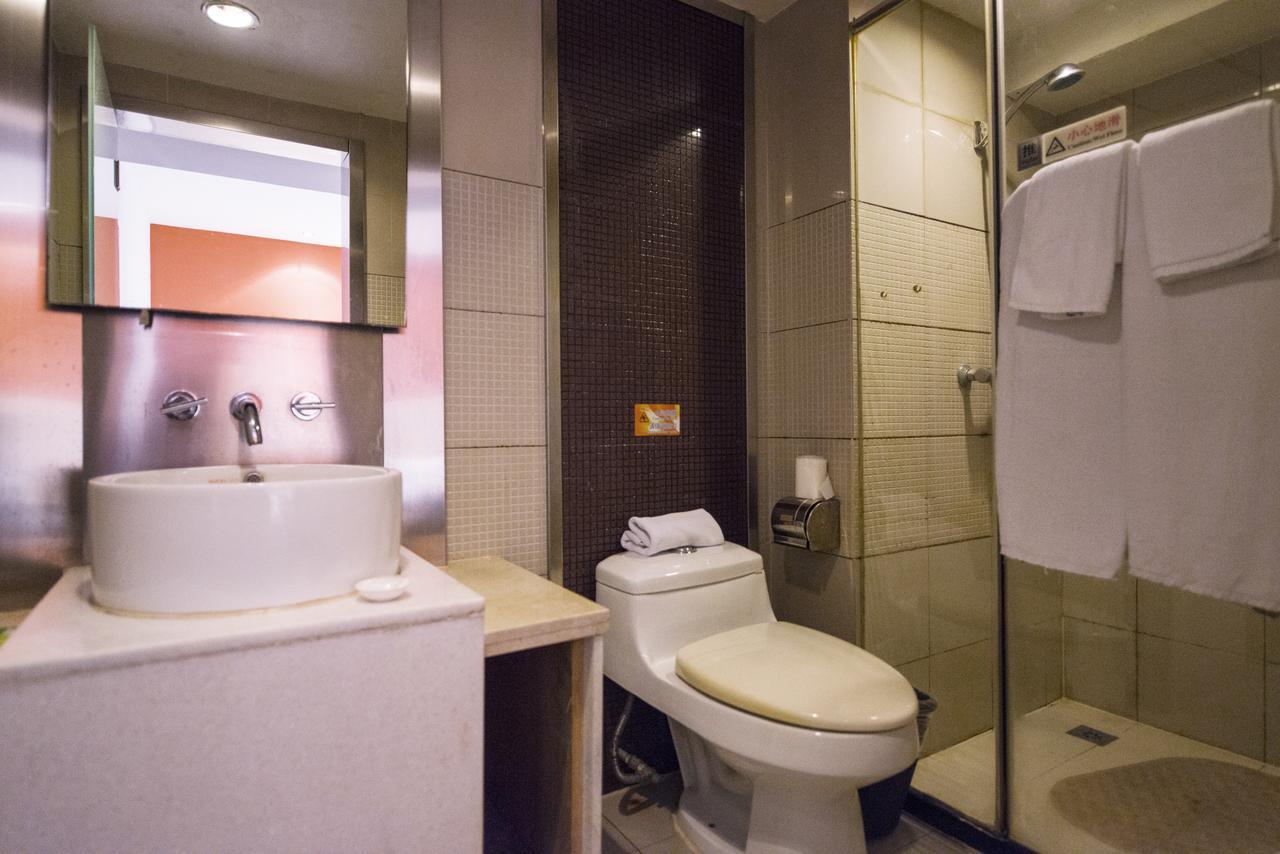 Motel Shanghai Sinan Road Екстер'єр фото