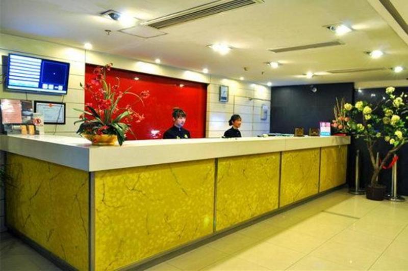 Motel Shanghai Sinan Road Екстер'єр фото